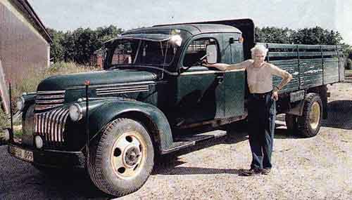 Folke Hallgren med en Cheva -47
