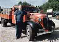 Sven-Olof Hallgren med en Oldsmobile -37